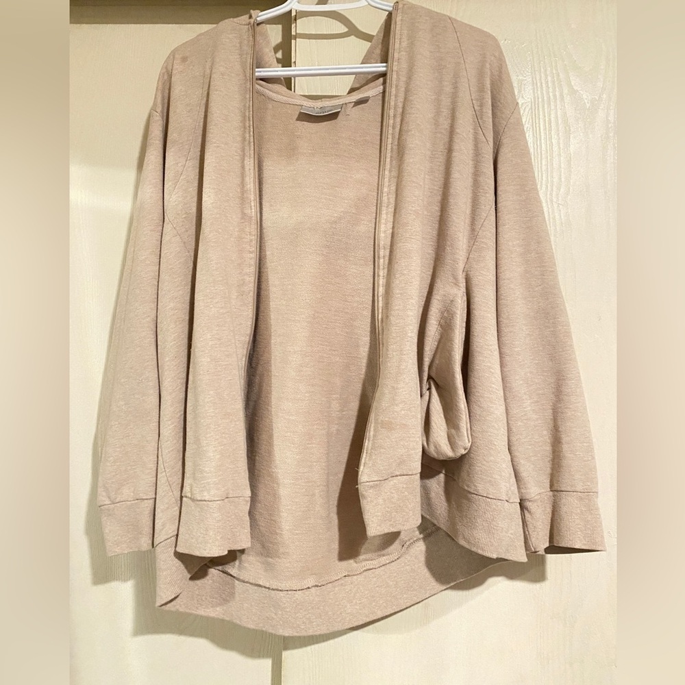 Avenue Cream Jacket Size 18/20